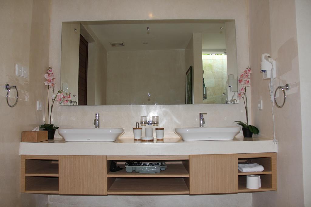 Narvik Villa Lombok Esterno foto