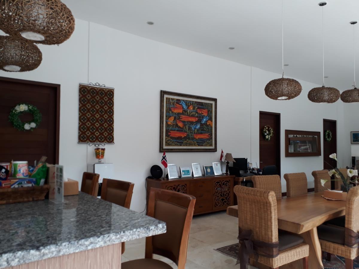 Narvik Villa Lombok Esterno foto